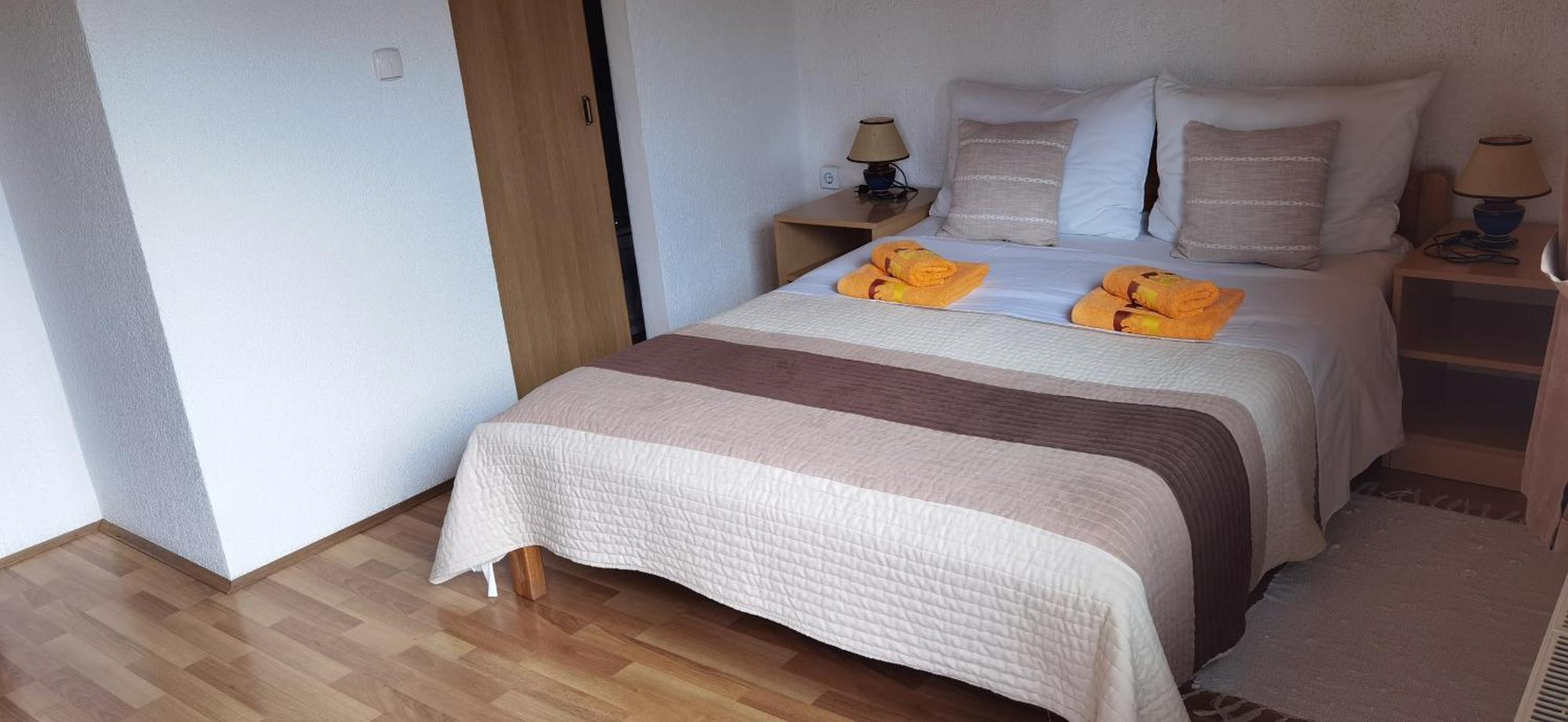 House Viktoria Hotell Selište Drežničko Eksteriør bilde