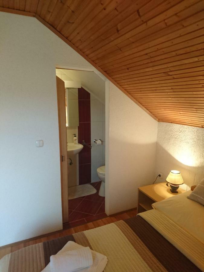 House Viktoria Hotell Selište Drežničko Eksteriør bilde